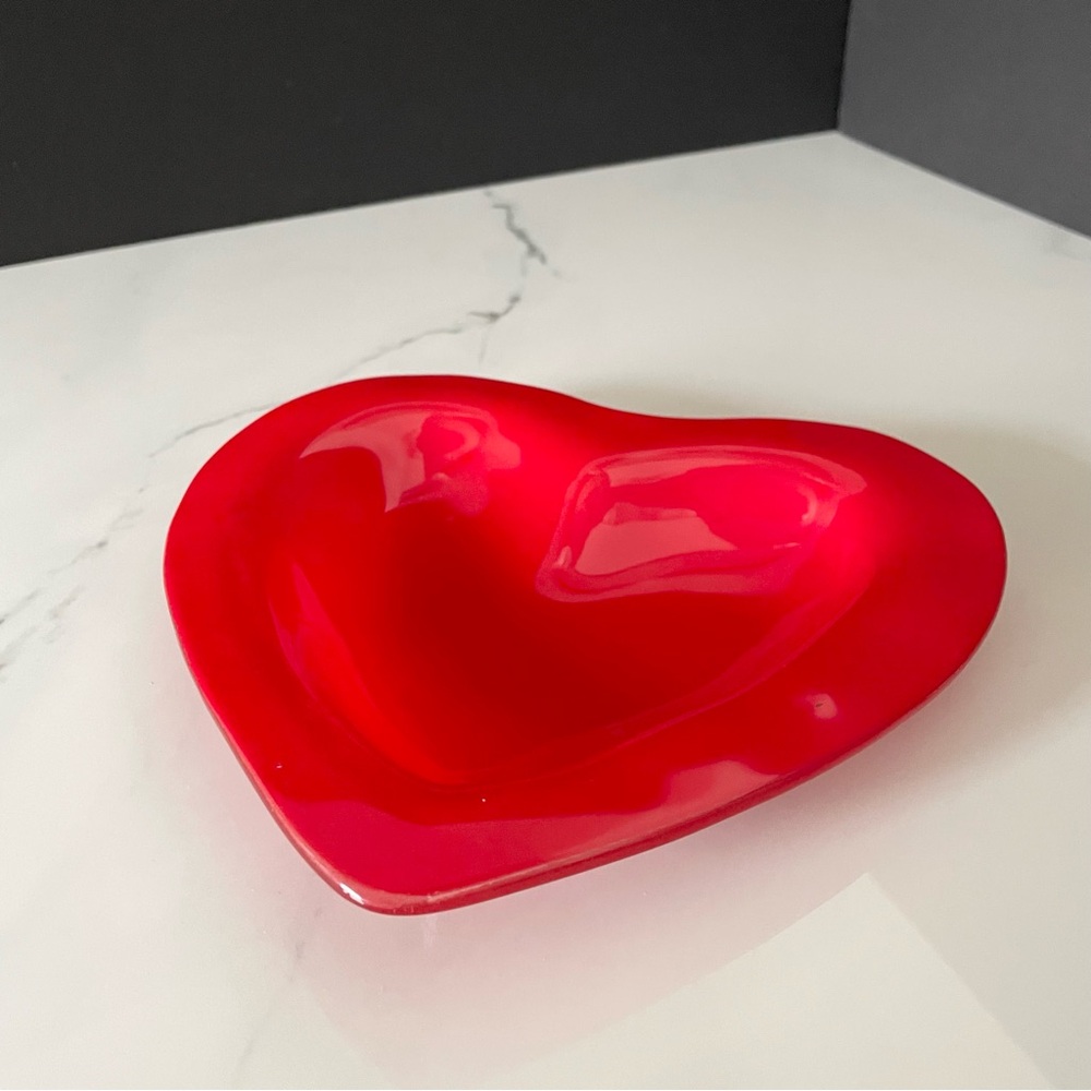 Red Heart Dish - Annieglass